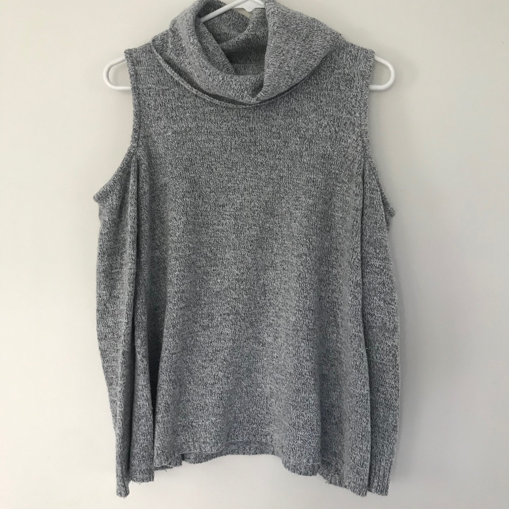 Charlotte Russe Gray Sleeveless Sweater